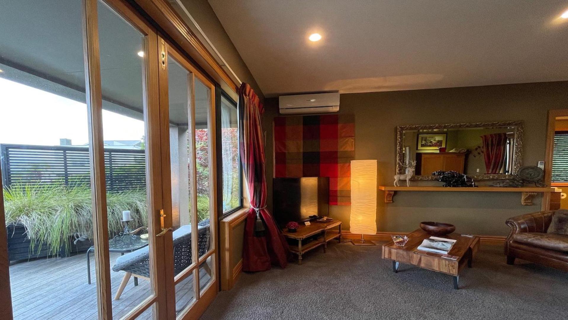 The Flying Trout Boutique Lodge Lago Lago Taupo Exterior foto